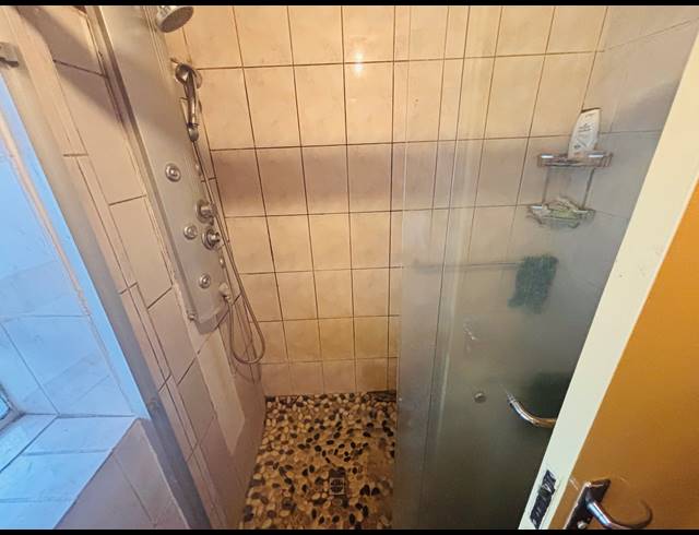 4 BEDROOM DUPLEX FOR SALE IN ARCADIA